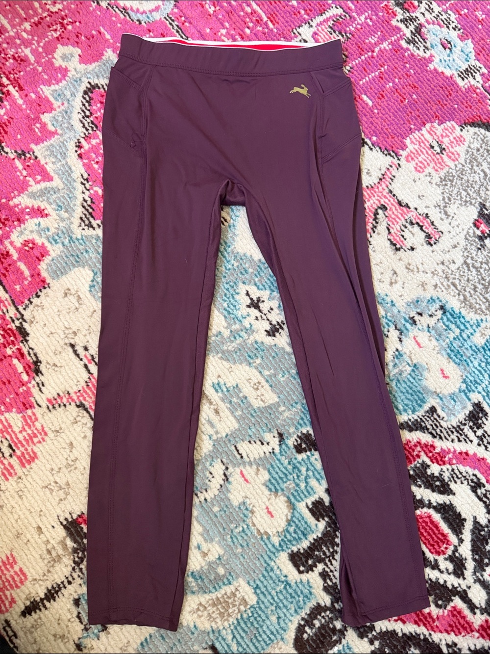 Tracksmith Plum Purple Leggings with Gold Logo Capri length size medium